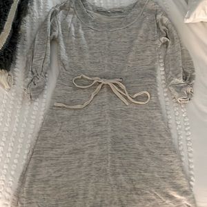 Gray sweater 3/4 sleeve dress/shirt